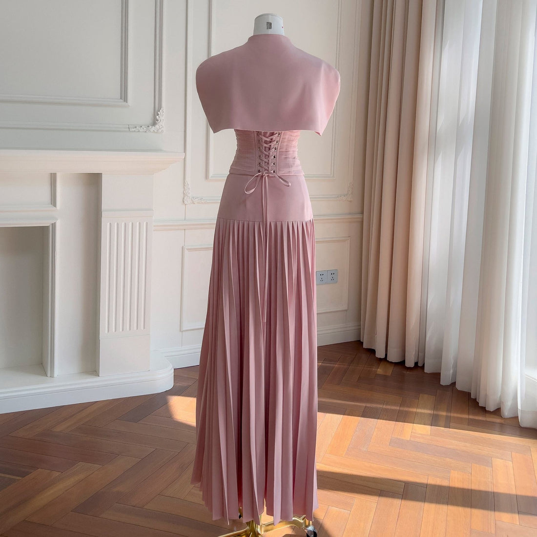 Clémence — Ensemble 3 pièces cape, bustier et jupe plissée