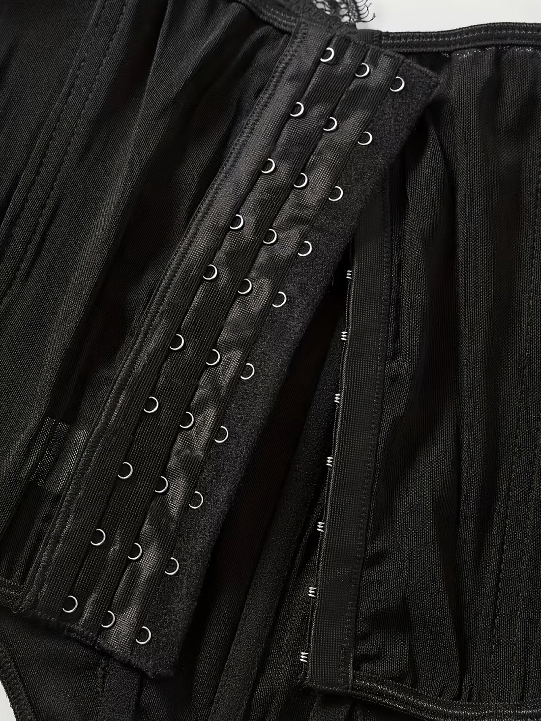 Morrigan — Corset en dentelle