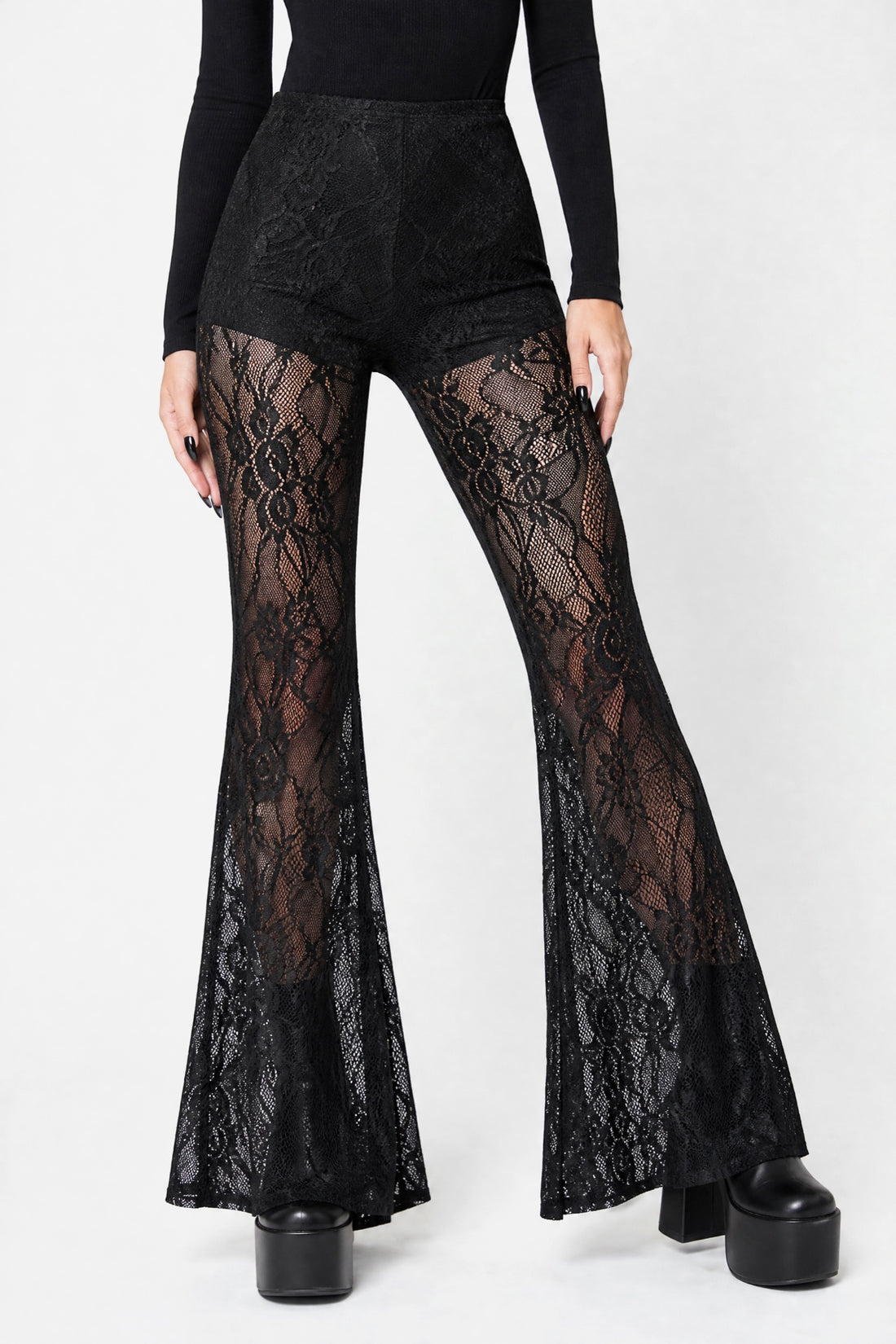 Nyx — Pantalon flare en dentelle