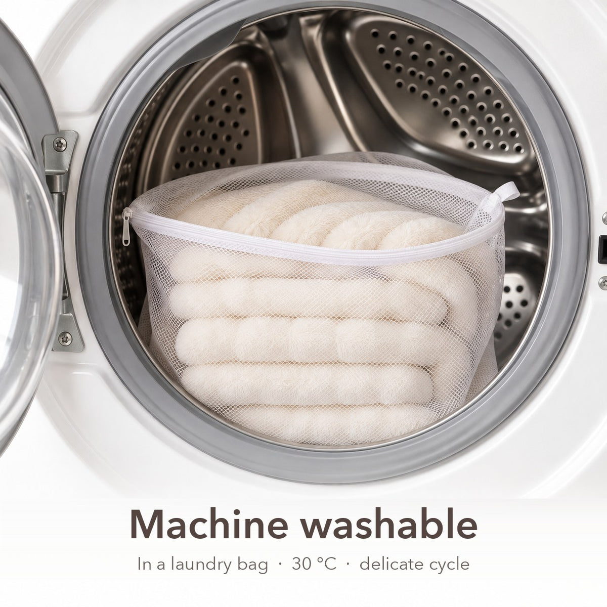 Yes, it's machine washable!