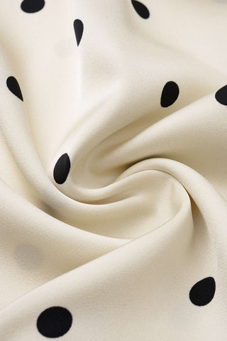 Robe Courte Satin à Pois Col Bénitier Dos Nu