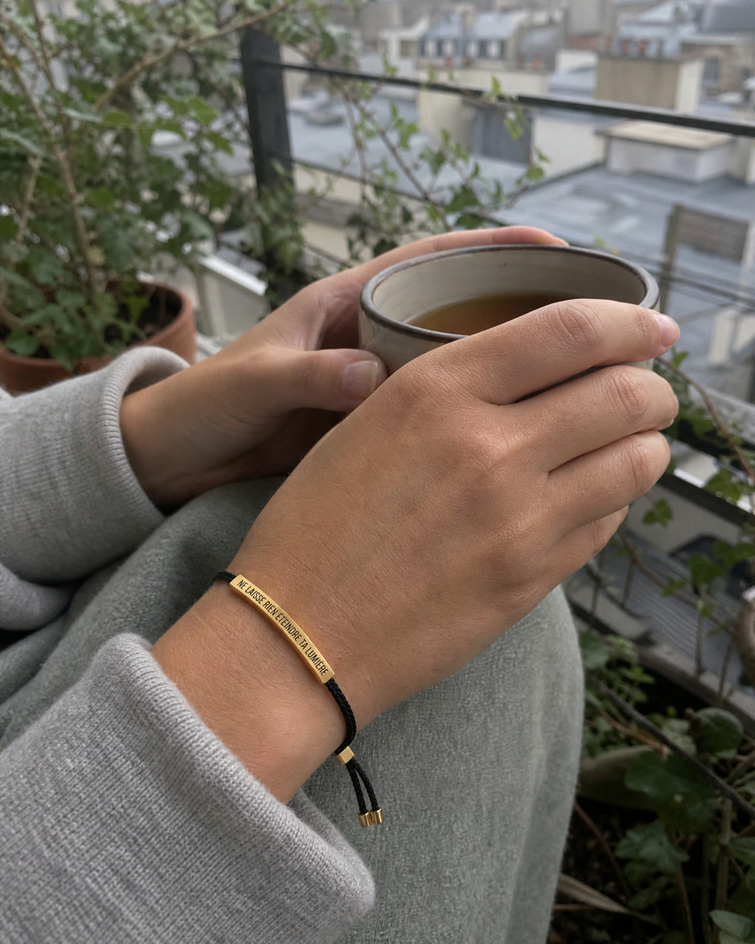 Bracelet Ne laisse rien éteindre ta lumière