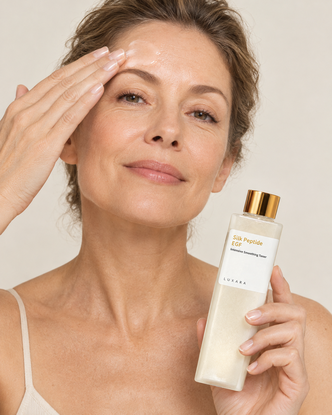 Woman using – application sur le front