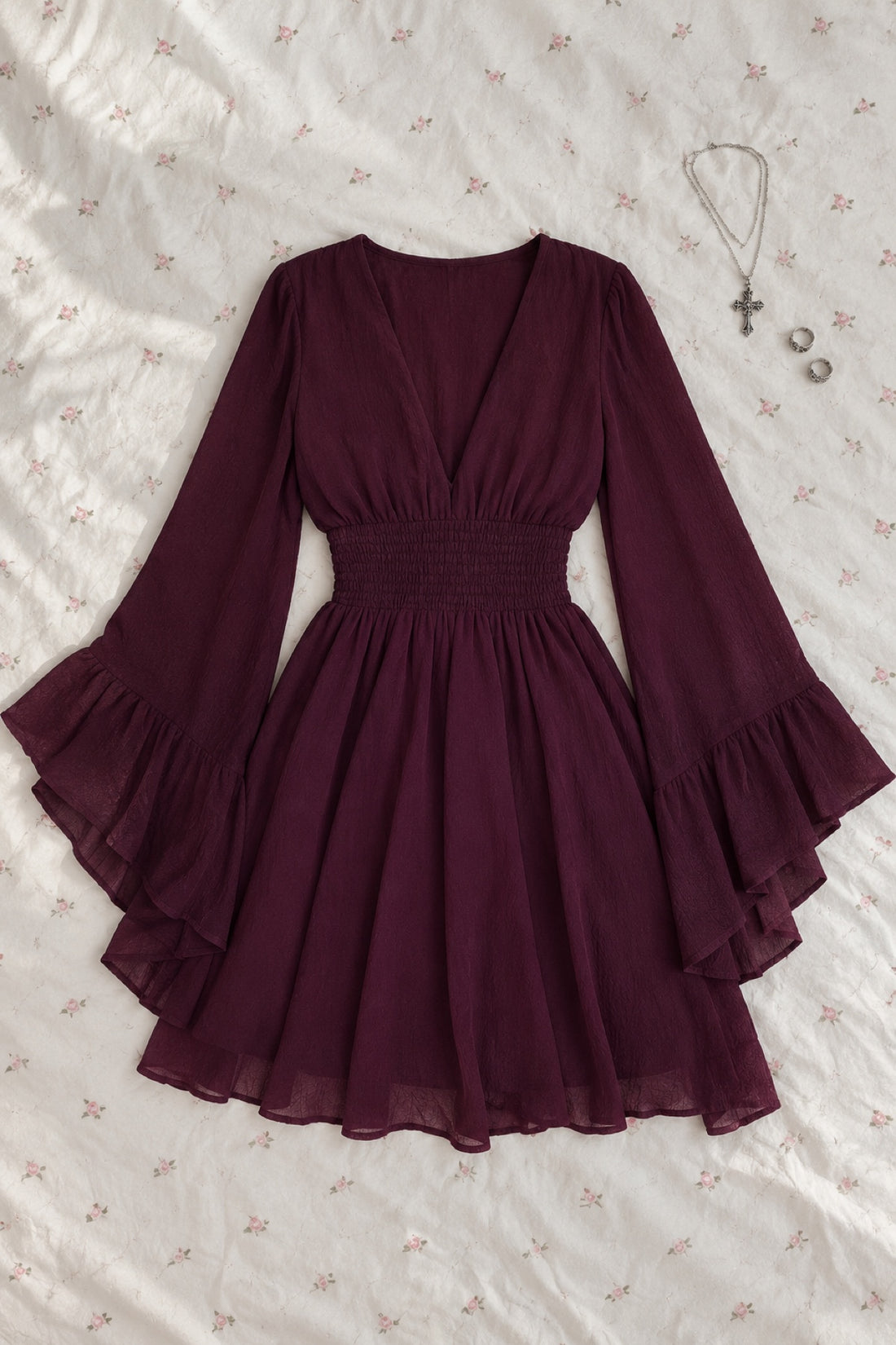 Perséphone — Mini-robe gothique manches cloche